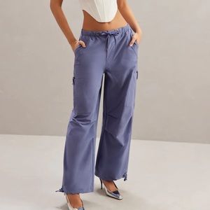 NEW w/ tags TALL WIDE LEGGED CARGO PANTS